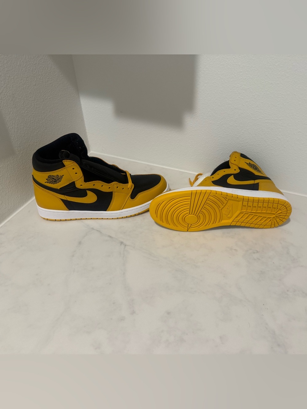 Jordan Kids High-Top Sneakers in Black and Yellow